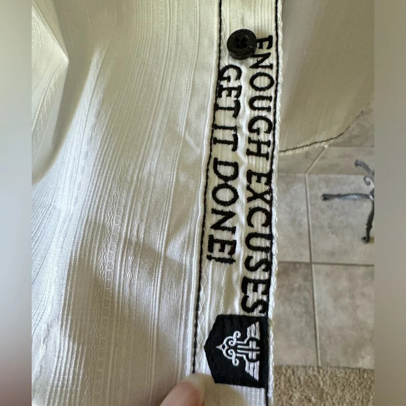 ROAR Buckle Y2K Men’s Refined Embroidered Button White Western Style Shirt XL - Picture 4 of 16